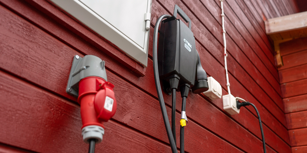 CTEK Njord GO Type 2 – Portabel EV-laddare 11 kW med Bluetooth och Wi-Fi