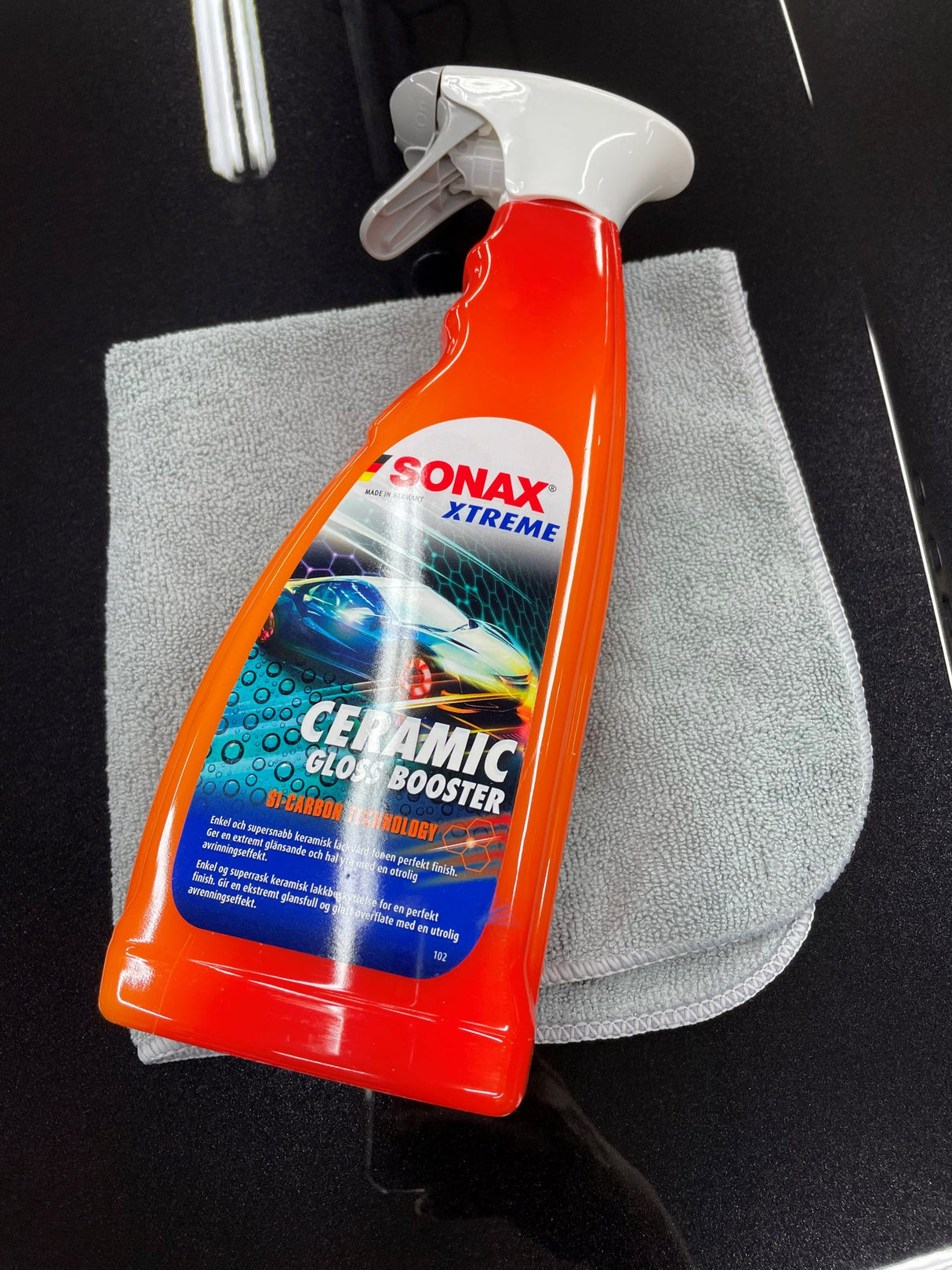 SONAX XTREME Ceramic Gloss Booster 750 ml – Supersnabb keramisk glansförstärkare med Si-Carbon-teknologi