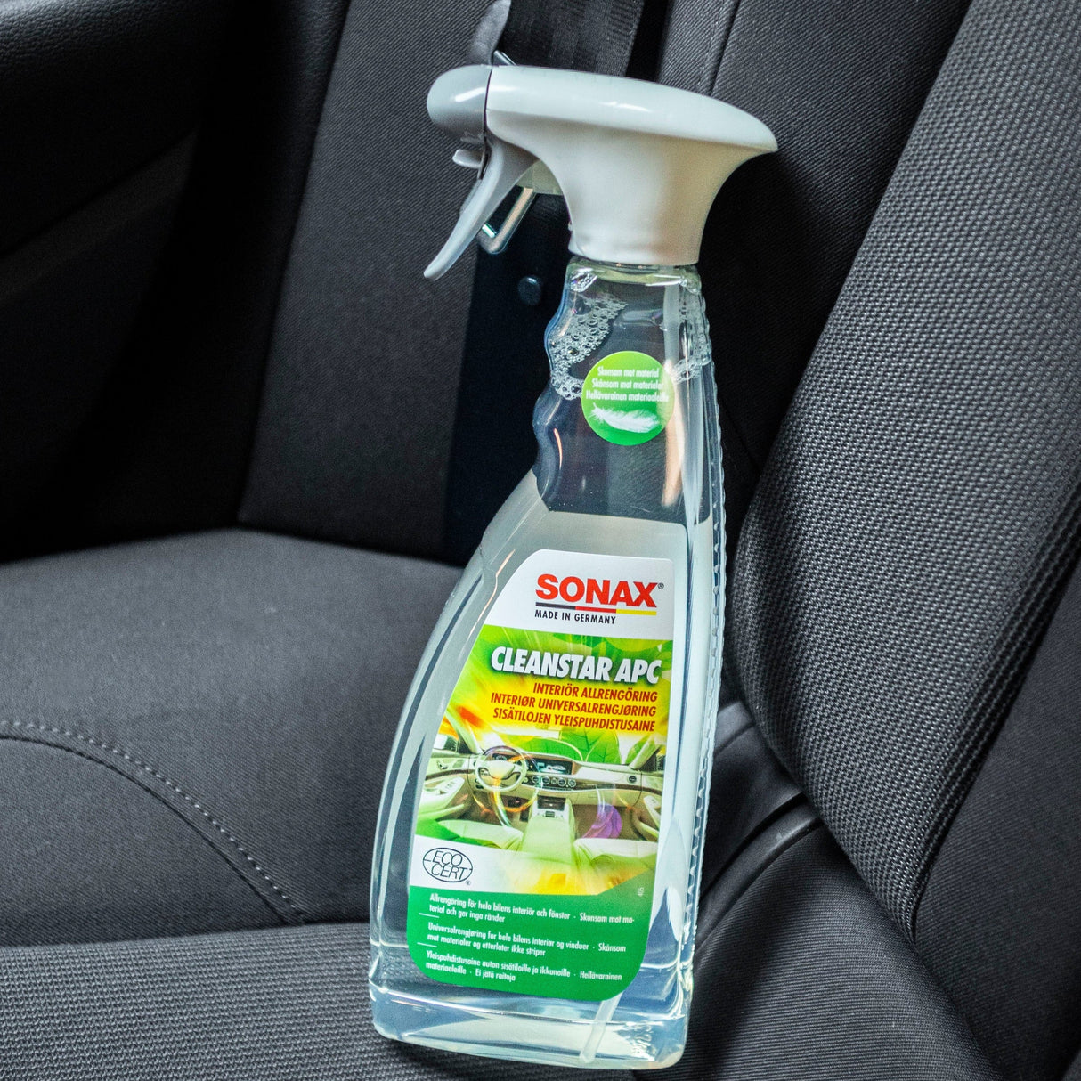 Sonax CLEANSTAR APC 750 ml - Rengöringsspray för instrumentbräda