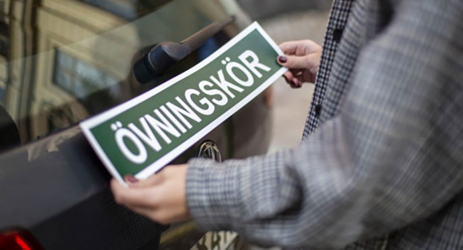 Övningskörskylt med magnet