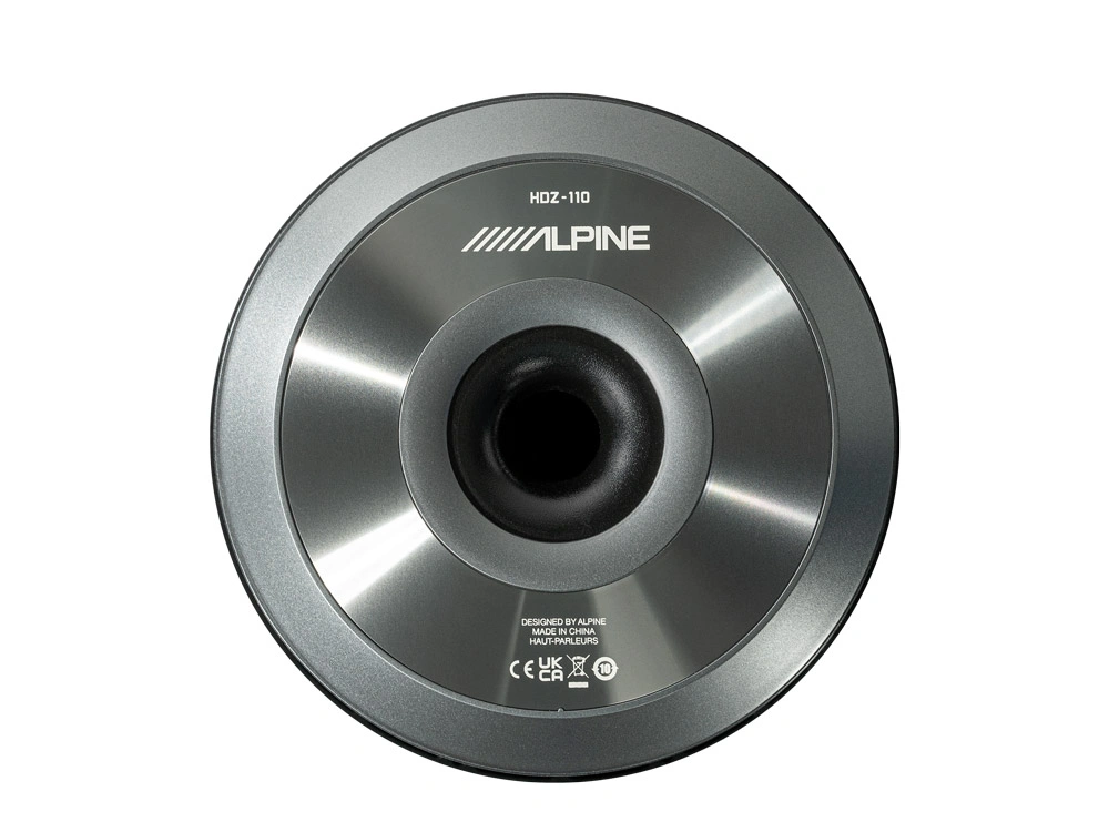 Alpine Status HDZ-110, 11 tums baselement