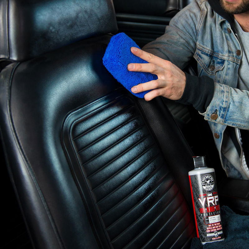 Chemical Guys VRP Dressing återupplivar plast, gummi och vinyl, 473 ml