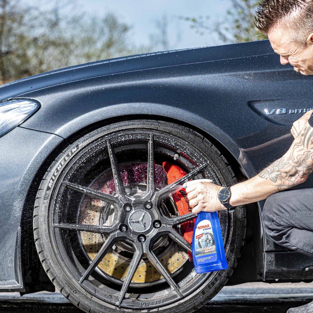 Sonax Xtreme Wheel Cleaner Max Effect 750 ml – Syrafri och kraftfull fälgrengöring med maximal verkan