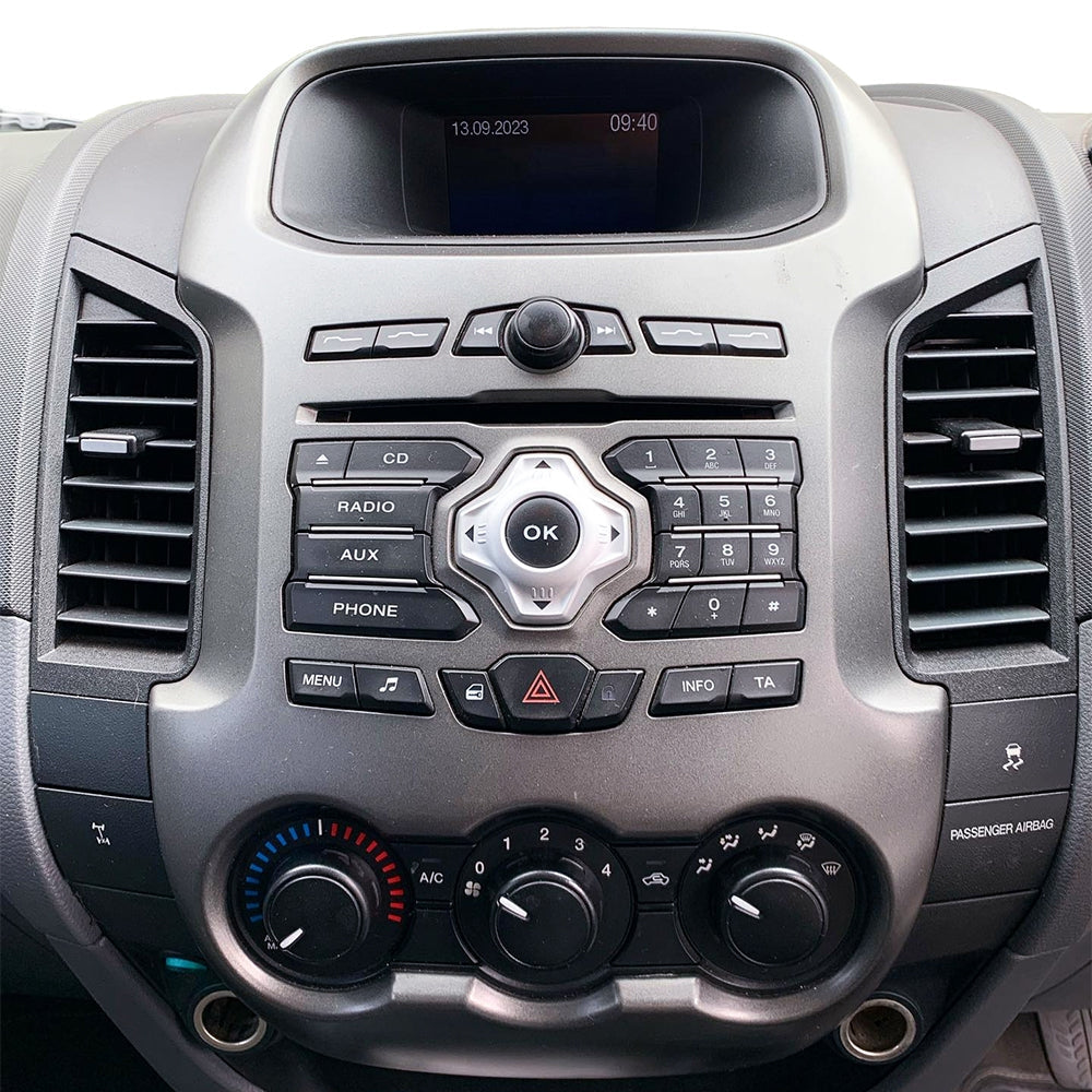 Auto-Connect Installationskit för 9-tums bilstereo, Ford Ranger 2012-2016, silver