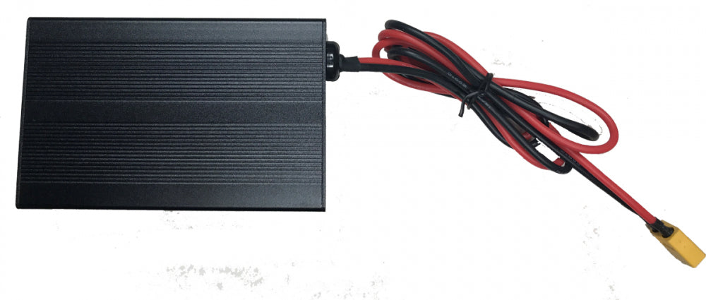 Kåsa laddare li-ion 8amp 11,1/12,6V till batteriet för (E30 lampan)
