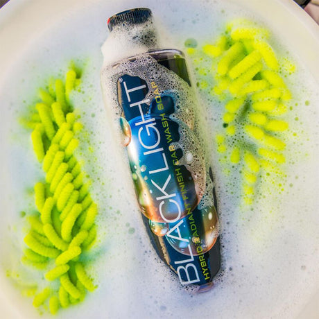 Chemical Guys Blacklight Hybrid Radiant Finish Car Wash Soap – 473 ml