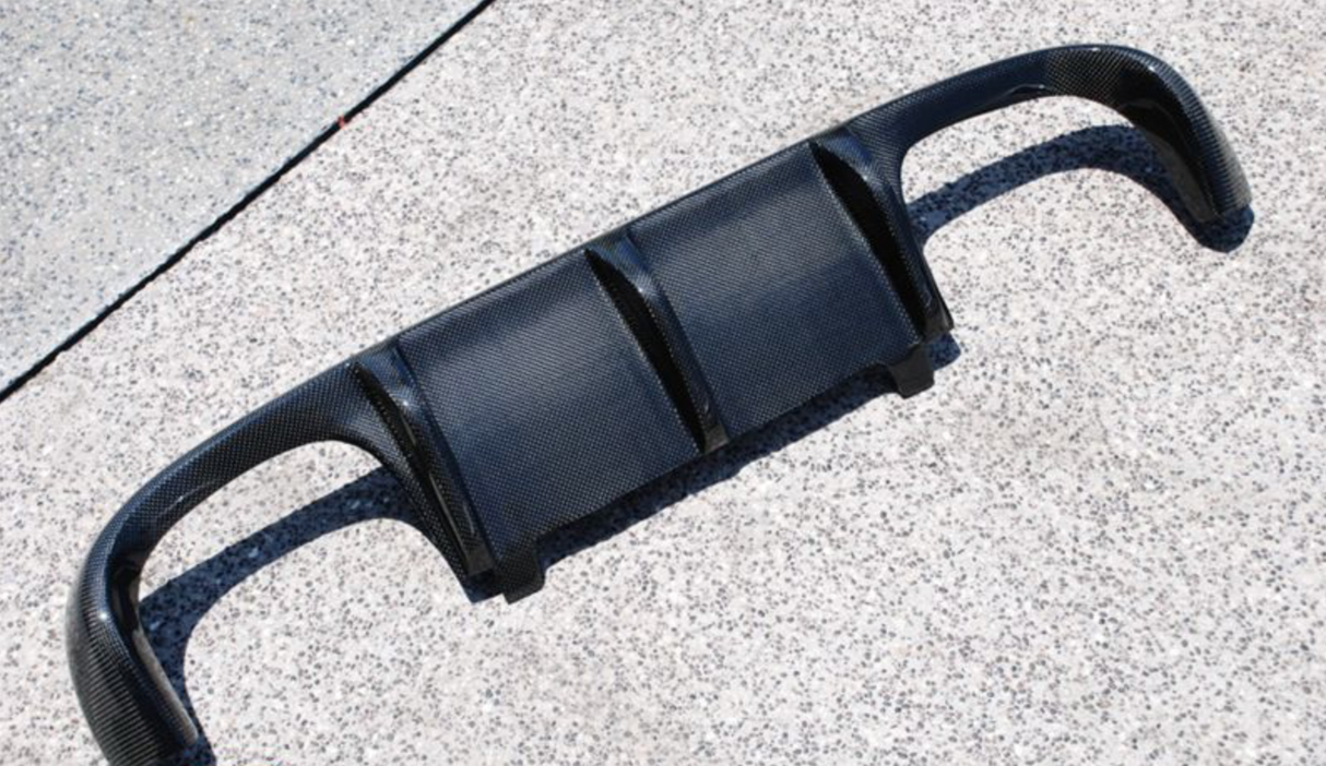 BMW E90 Insats stötfångare / diffusor EVO för M3 stötfång. äkta kolfiber