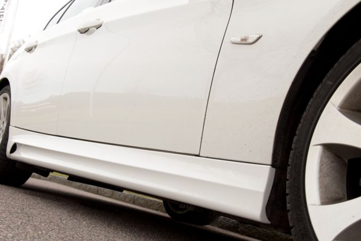 BMW E90/91 Sidokjolar set Motorsport II EVO med airintakes