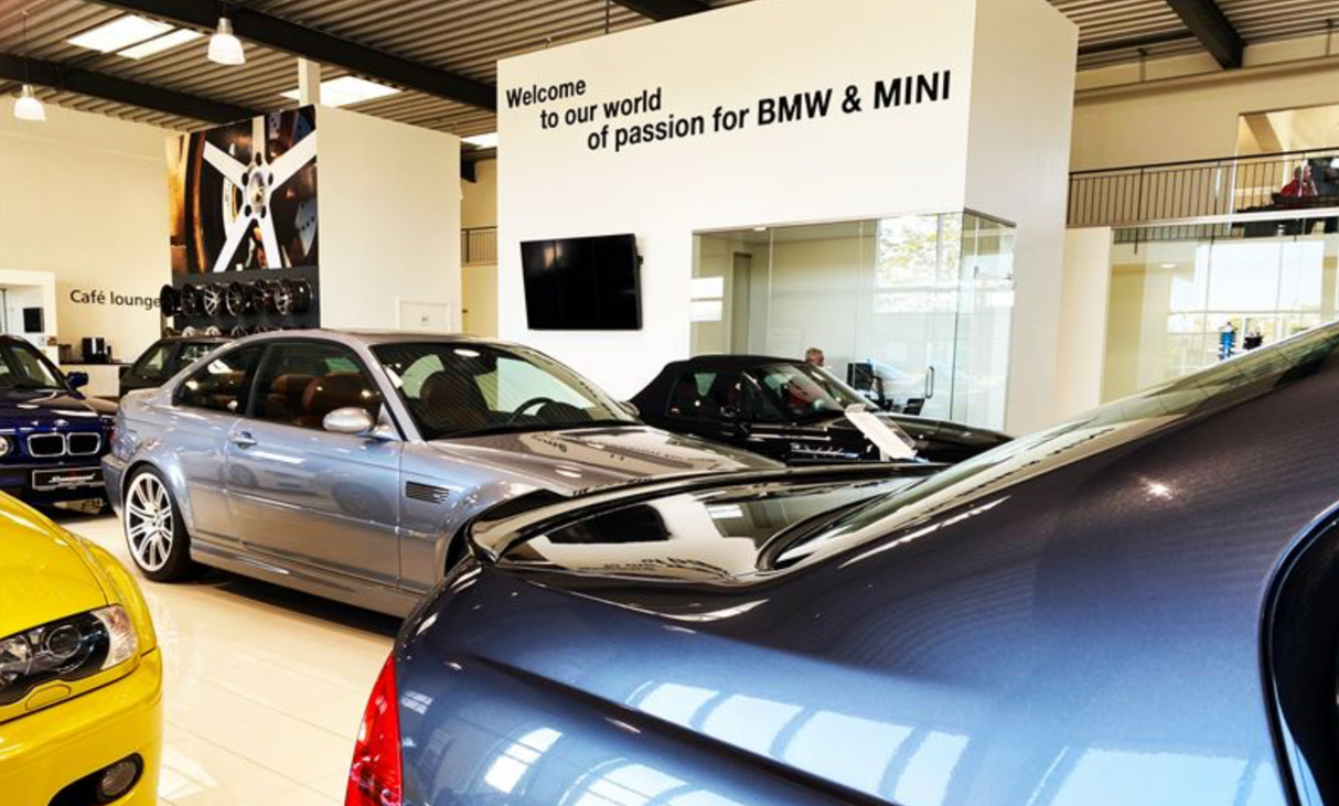 BMW E90 Bakspoiler -Evolution- Blanksvart